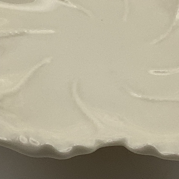 Vintage Lenox Round Veined Leaf Bowl - Picture 5 of 9